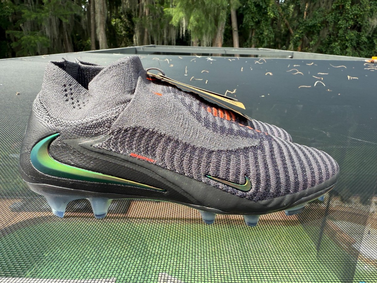 【中古】Queste PHANTOM New Nike Phantom 6 Low Elite FG LV8 Elite Only Pack Size 4.5