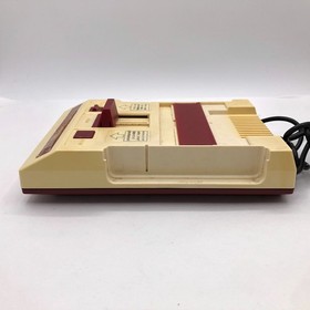 Nintendo Famicom Console NES AV Japan HVC-001 Box Family Computer Tested