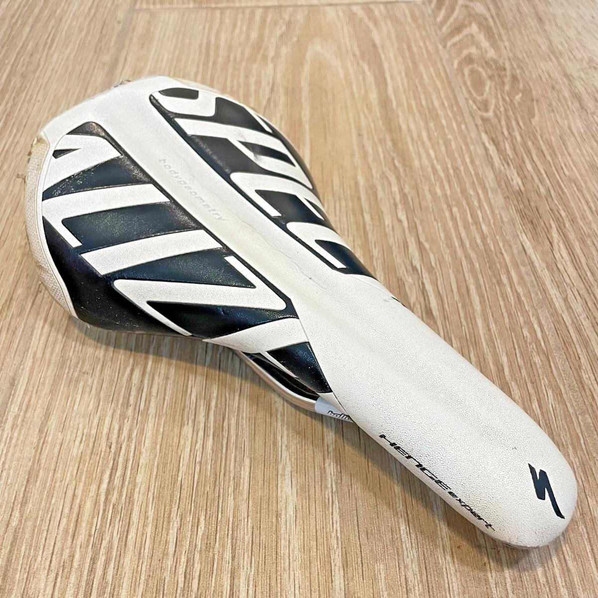 Henge Expert Saddle Specialized Henge Saddle Review Specialized