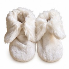 White Faux Fur Bootie Slippers Womens Size 8 Approx Plush Fluffy Cozy Winter