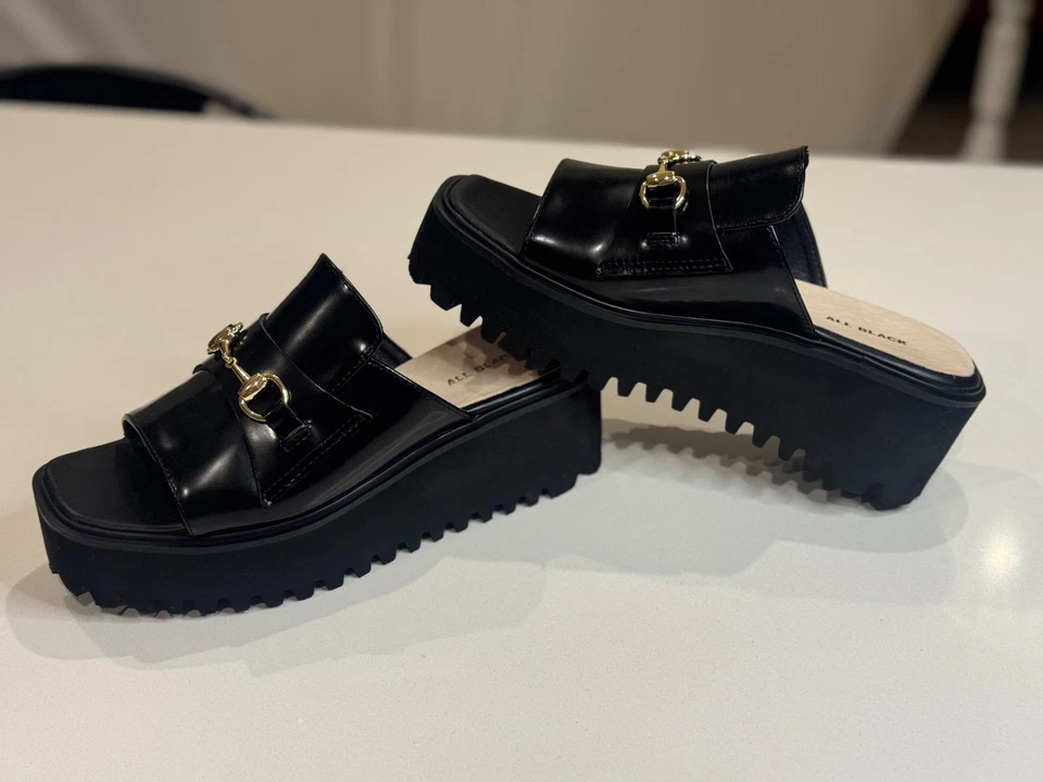 CALZADO TODO NEGRO Sandalia Eslabón Plataforma Negro Charol Mujer 37.5 | 7 Foto 2 de 4