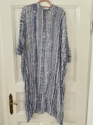 Lala Berlin Kaftan blau m. Print Gr. M/L - Top