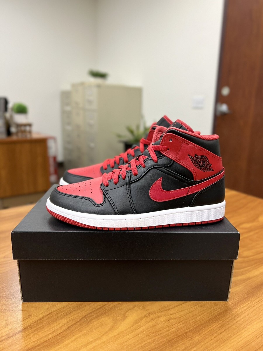 Air Jordan 1 Mid Alternate Bred Men Size 8 / Women Size 9.5 DQ8426