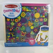 Melissa and Doug Bead Bouquet Deluxe Wood Bead Set 220 Beads 8 Cords Age 4 New