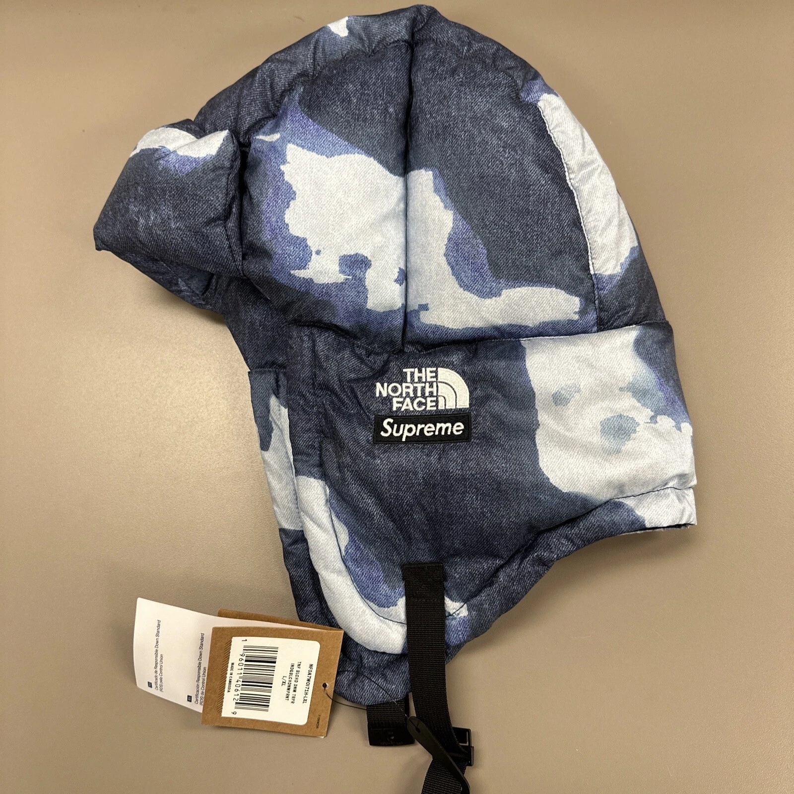 RARE 2021 Supreme The North Face denim blanchi imprimé nuptse chapeau soldat neuf avec étiquettes