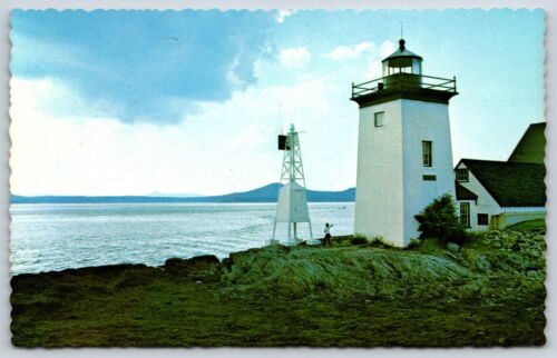 Postcard Islesboro Light near Ferry Terminal On Ilseboro Island Maine Unposted