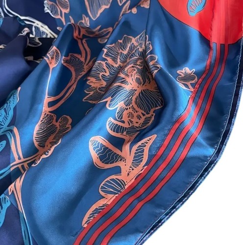 NWT Beautiful Bright Blue + Red Floral Smock Kaftan Style Satin Dress One Size - Picture 3 of 5