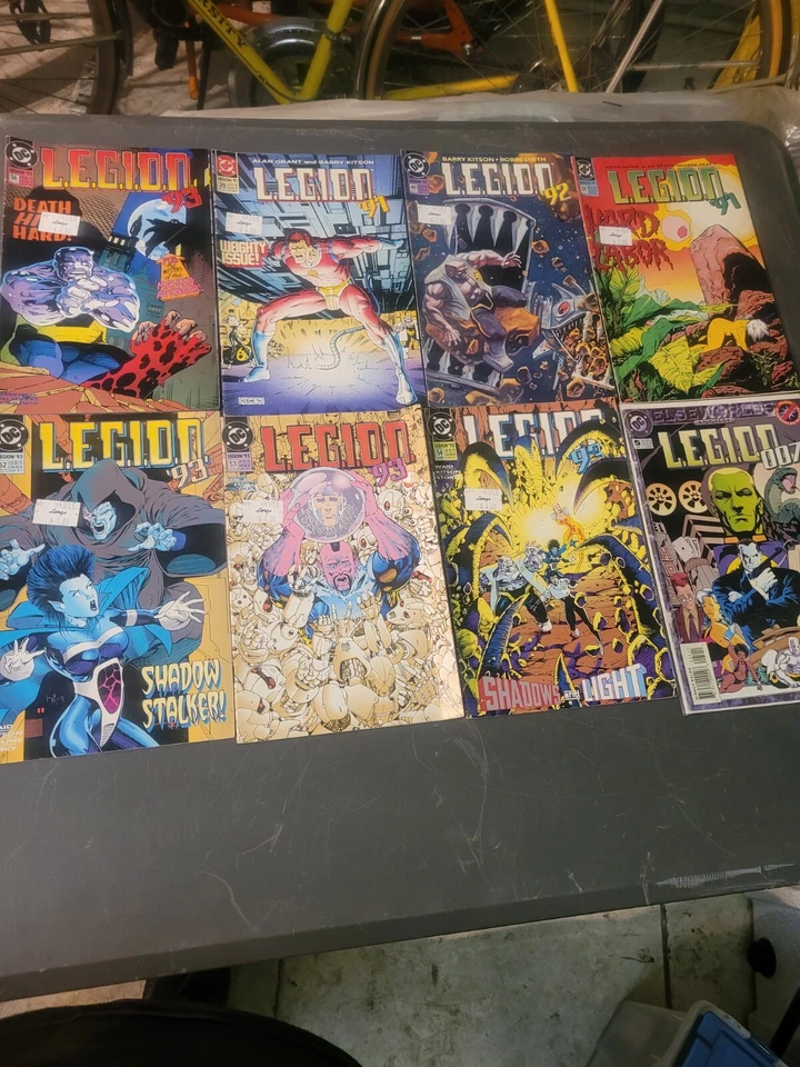 DC Comics Legion Of Super-Heroes Comic Book Lot Of 12 - Image 3 of 4