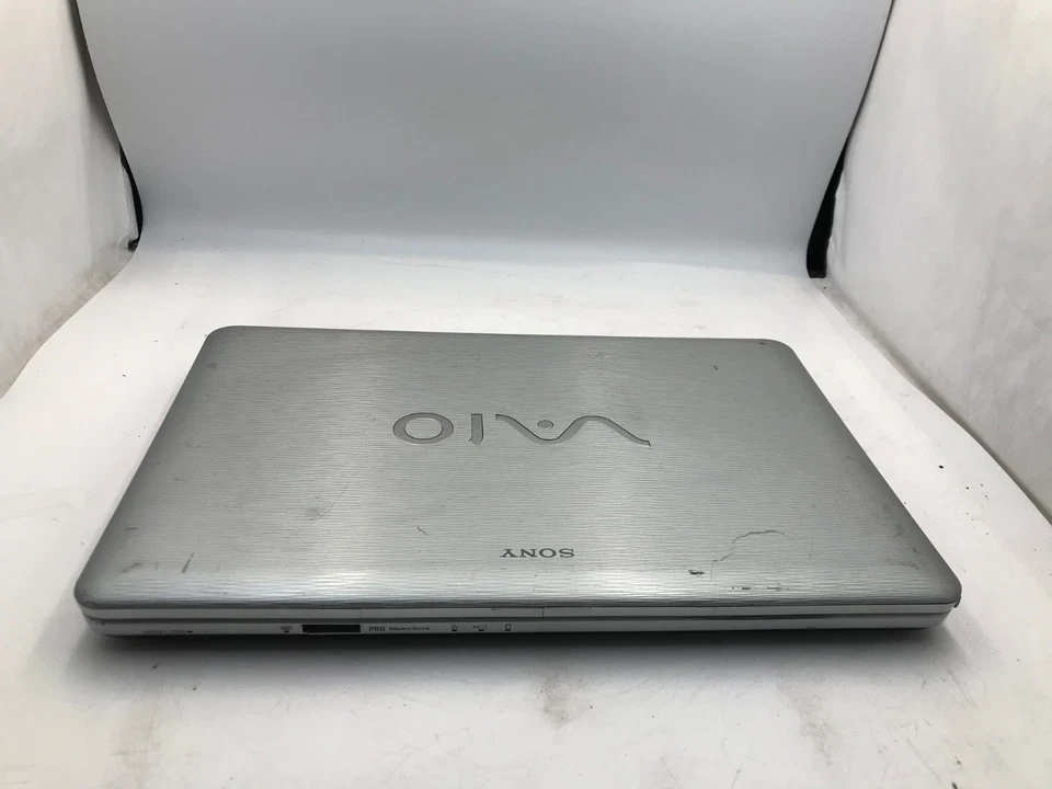 Sony VAIO PCG-7173L Intel Core 2 Duo 15.9" Laptop 4Gb RAM- BOOTS TO BIOS -MZ - Image 2 of 4