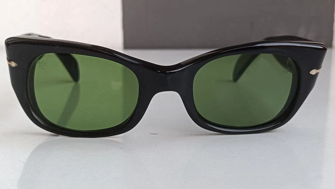 Persol Vintage Sunglasses for sale | eBay display picture 2