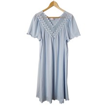 Shadowline Vtg Blue Nylon Lace Trim Nightgown Short Sleeve Medium Made in USA