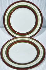 Lot Of 2 ~ Harry and David Red/Green Rings Salad / Dessert Plates 8 5/8”