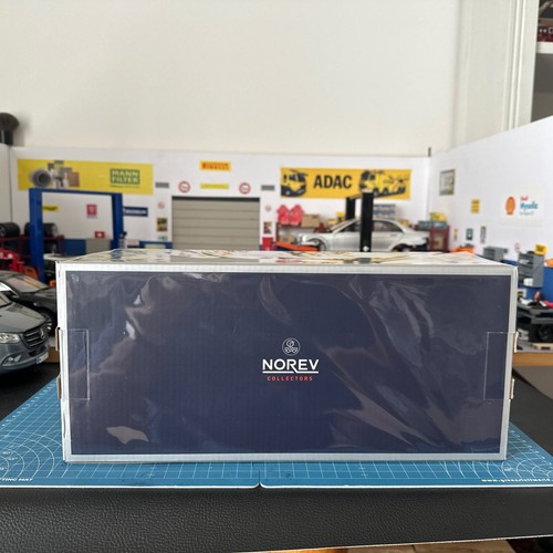 1:18 Scatola Peugeot 205 GTI 1.9 Griffe Norev. - Foto 3 di 5