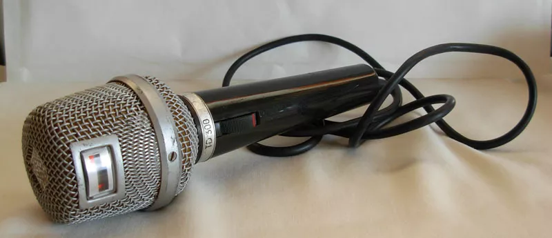 VINTAGE REPORTERMIKROFON TELEFUNKEN TD 300 MICROPHONE MADE IN GERMANY