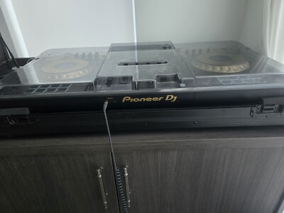 Pioneer XDJ-XZ GOLD All-in-One Rekordbox/Serato DJ Controller. Stand & Cover Inc