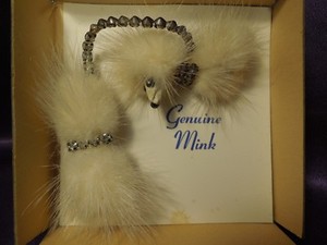mink toy poodles