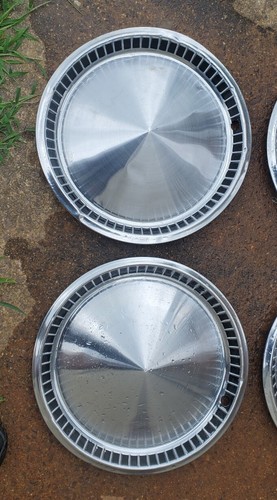 4 1957 Plymouth Fury Belvedere 14 inch hubcaps wheel covers 1730797 - Bild 2 von 4