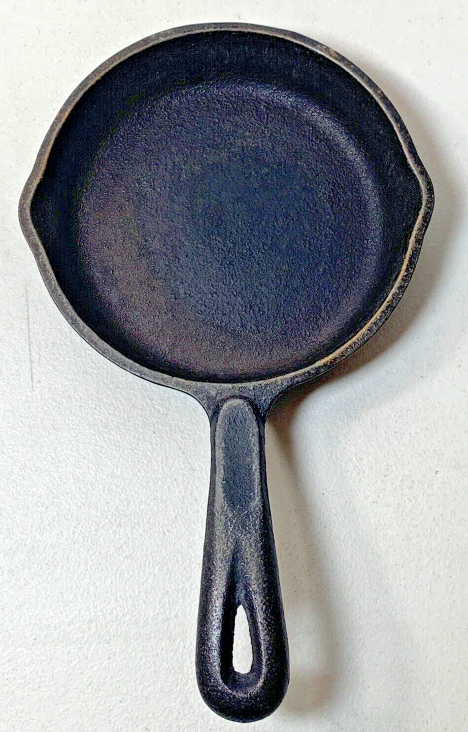Wagner's 1891 Original ~Y Cast Iron 6- 1/2 “ Skillet Made In the USA