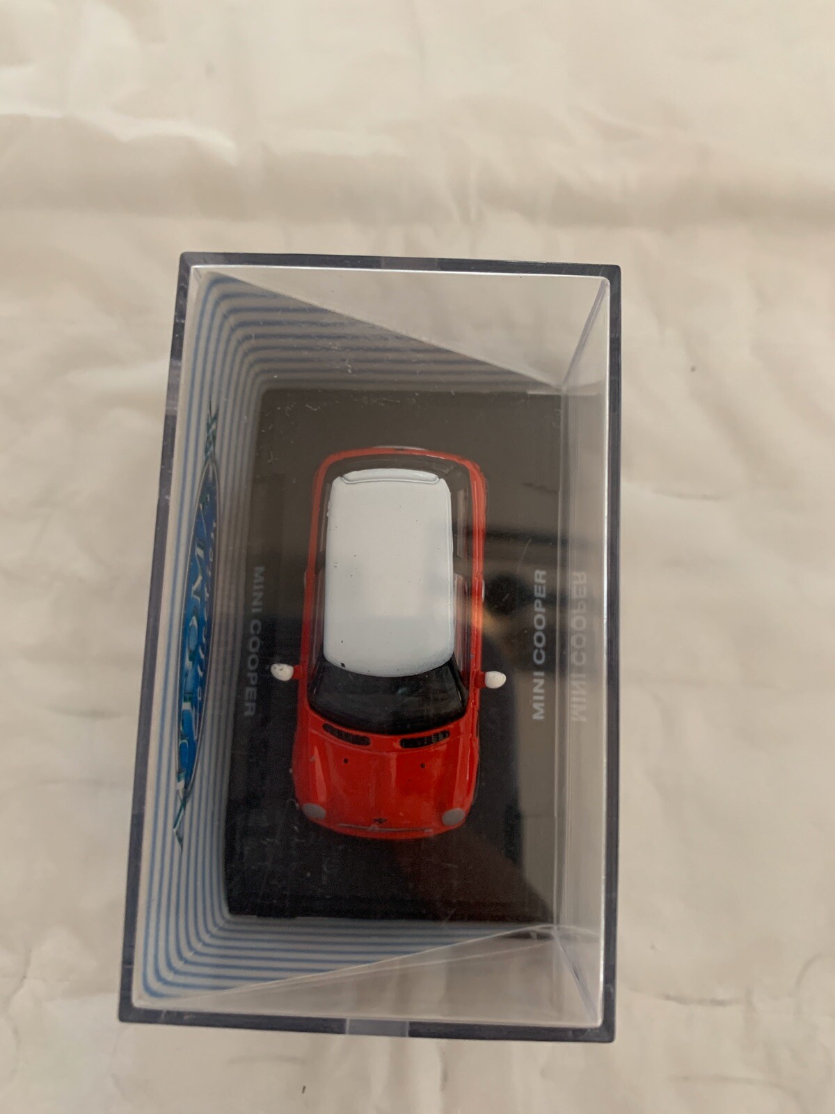 Picture 2 of 8