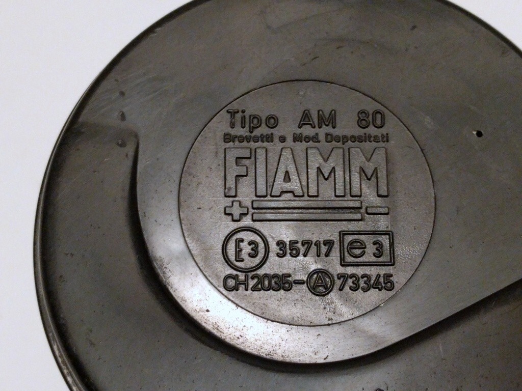 Genuine BMW E34 Horn. FIAMM 410 Hz Low Tone 61331384749 | eBay