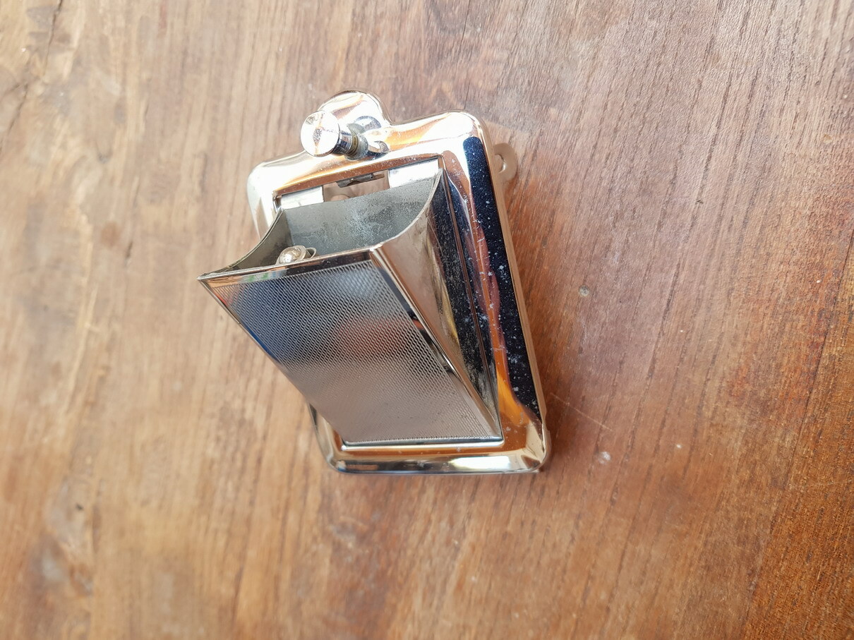 Ashtray Vintage Car Vintage Alfa Romeo Lancia Maserati 1950 Ashtray NOS