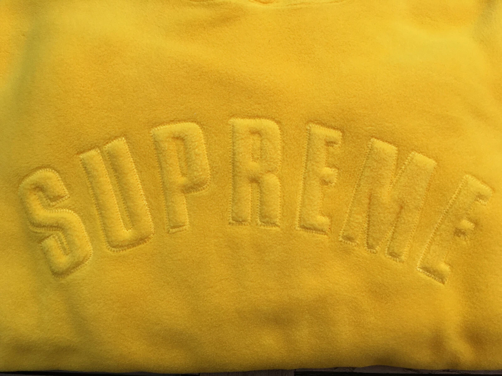 Felpa con cappuccio Supreme Polartec giallo medio NUOVA FW18