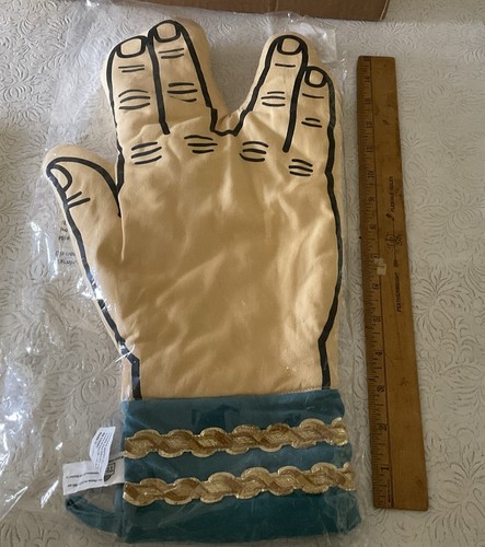 Think Geek Star Trek Live Long and Prosper Spock Vulcan Oven Mitt Glove