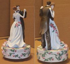 VTG 2001 BRIDE & GROOM DANCE ON LANG & WISE FIGURAL MUSIC BOX - SEE VIDEO WINDUP