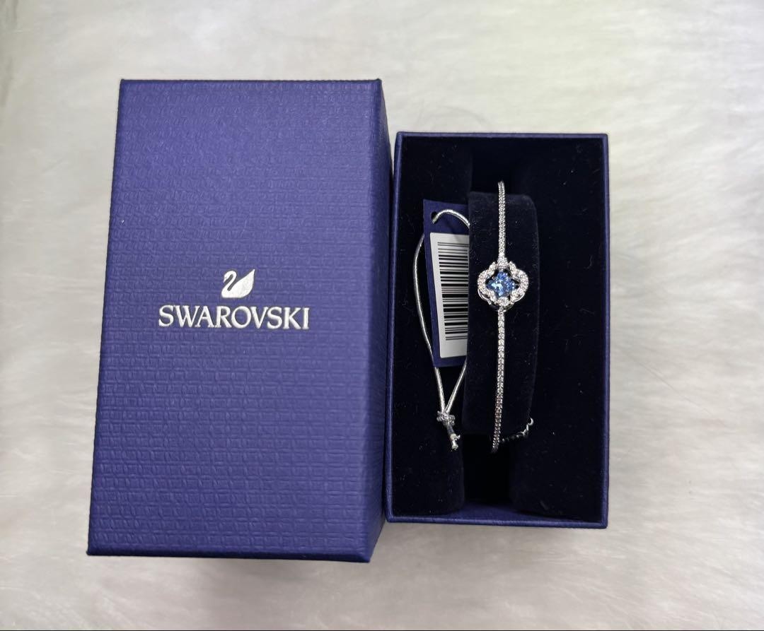 Swarovski Sparkling Dance バングル Amazon.com: Swarovski Sparkling Dance bangle, White, Rose