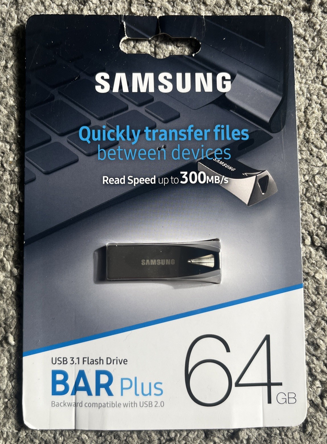 Samsung BAR Plus USB 3.1 Flash Drive, 64 Gb 300mb Read, Champagne Silver