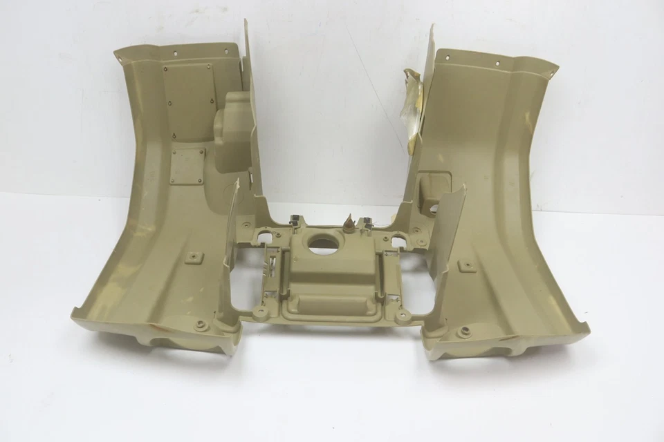 Yamaha Kodiak 400 01 Fender Front 5GH-W2151-20-00 52658 Foto 3 de 4