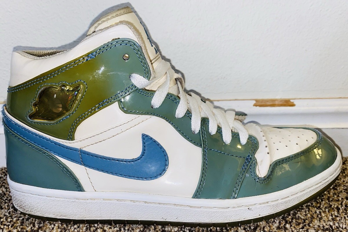Jordan 1 Mid 