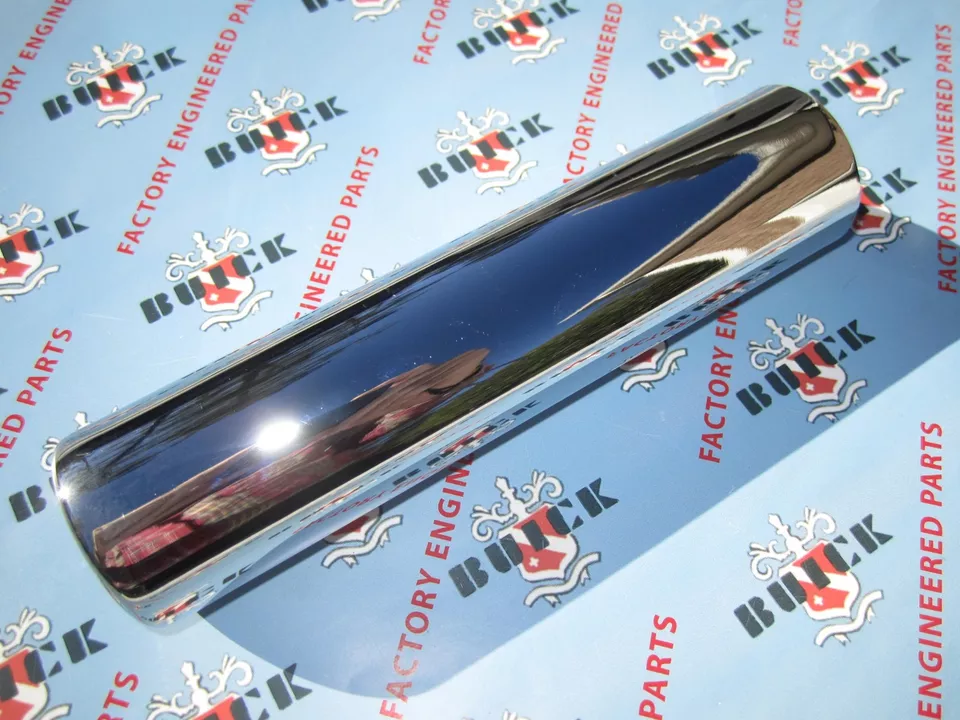 Defletor de exaustão cromado acessório Buick 1954-1955. OEM #981332 - Imagem 2 de 4