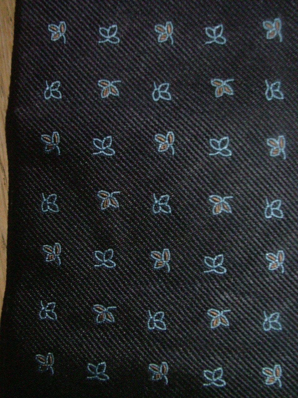 Picture 3 of 5
