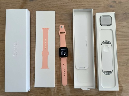 Apple Watch Series 6 40mm Space Gray Aluminium (MODQ3NF/A) | eBay