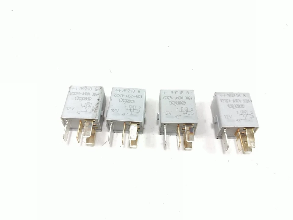 11 relé BMW S1000RR 992188 CANTIDAD 1 Foto 2 de 4