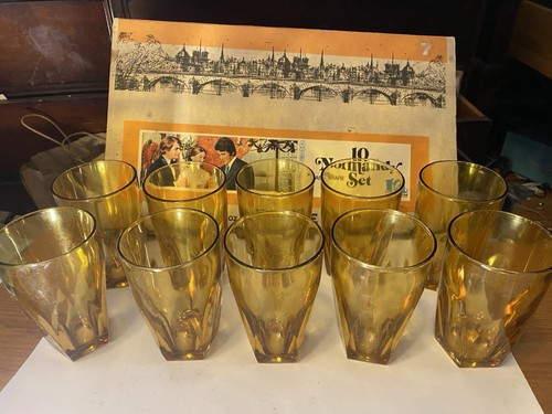 Kostenloser Versand - 10er Set Vintage Honig Braunglas Becher in OVP