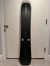 2023 Burton Custom Camber 156cm Su YiMing Rar...