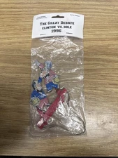 Rare -The Great Debate Schylling 1996 Tin Toy  Clinton vs Dole Squeeze and Fight