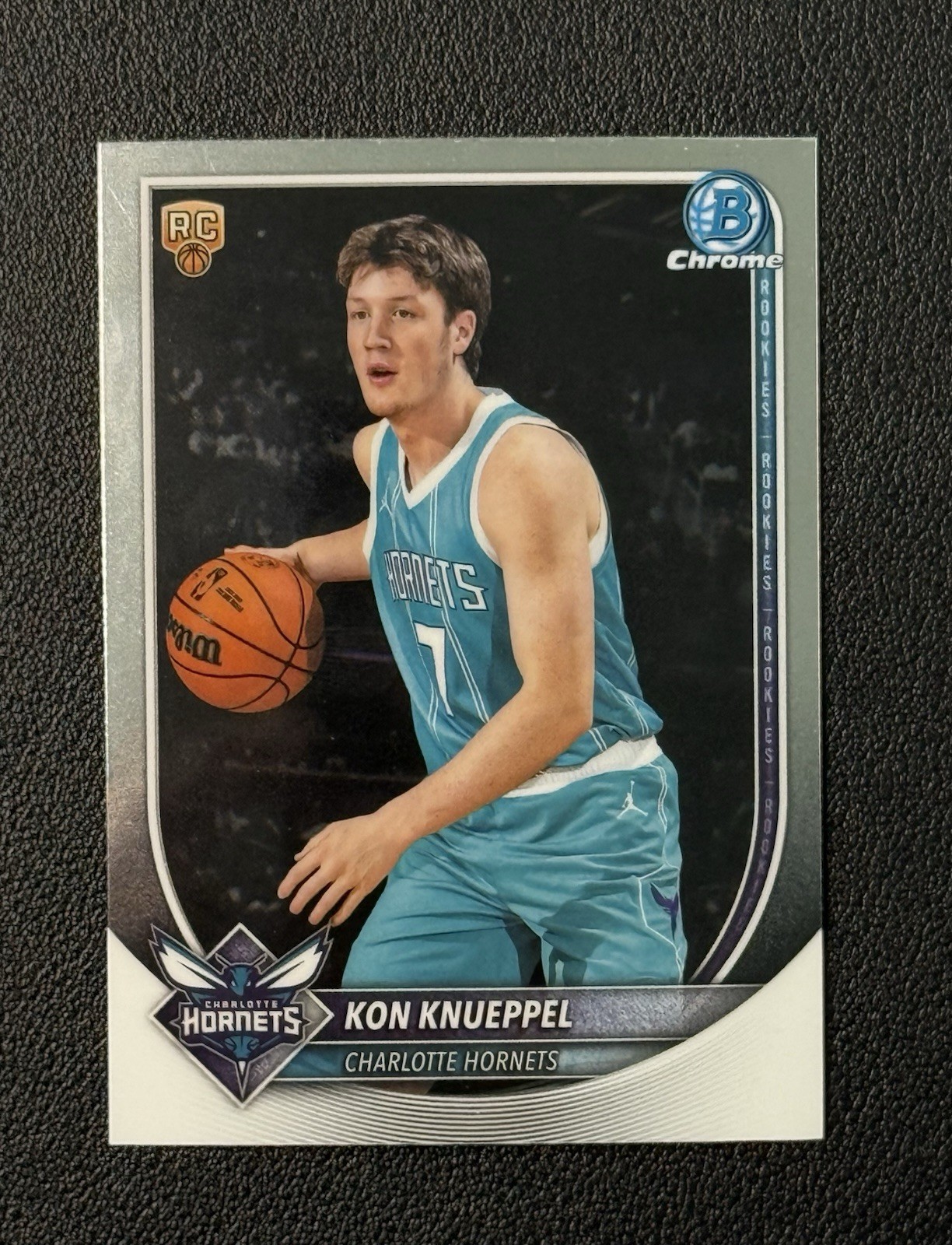 🔥Kon Knueppel 2025-26 Bowman Chrome Rookie RC #BCV-4 Hornets🔥