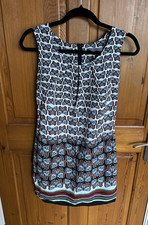 Butterfly Patterned  Dress Size UK8 by Dorothy Perkins Multicoloured