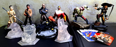 Disney Infinity - 10-teiliges-Set: Finn, Rey, Drax, Falcon, .....,........ - Neu