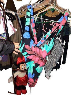 Sea Angel floral one-piece swimsuit, Size MEDIUM NWT