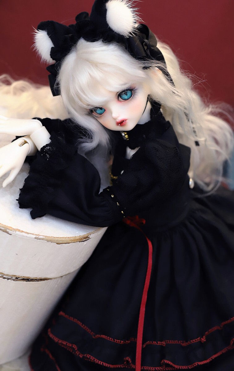 DOLK × Peak's woods Vampire Lady bee Kitten Blue ver. Doll DOLK × Peak's woods Vampire Lady bee Kitten Blue ver. Doll