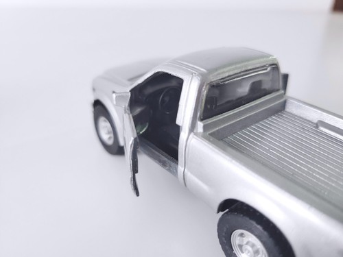 Lot Of 2 - Maisto - Ford Trucks F150 & F350 - 1:46 Diecast - No Box - Picture 9 of 15