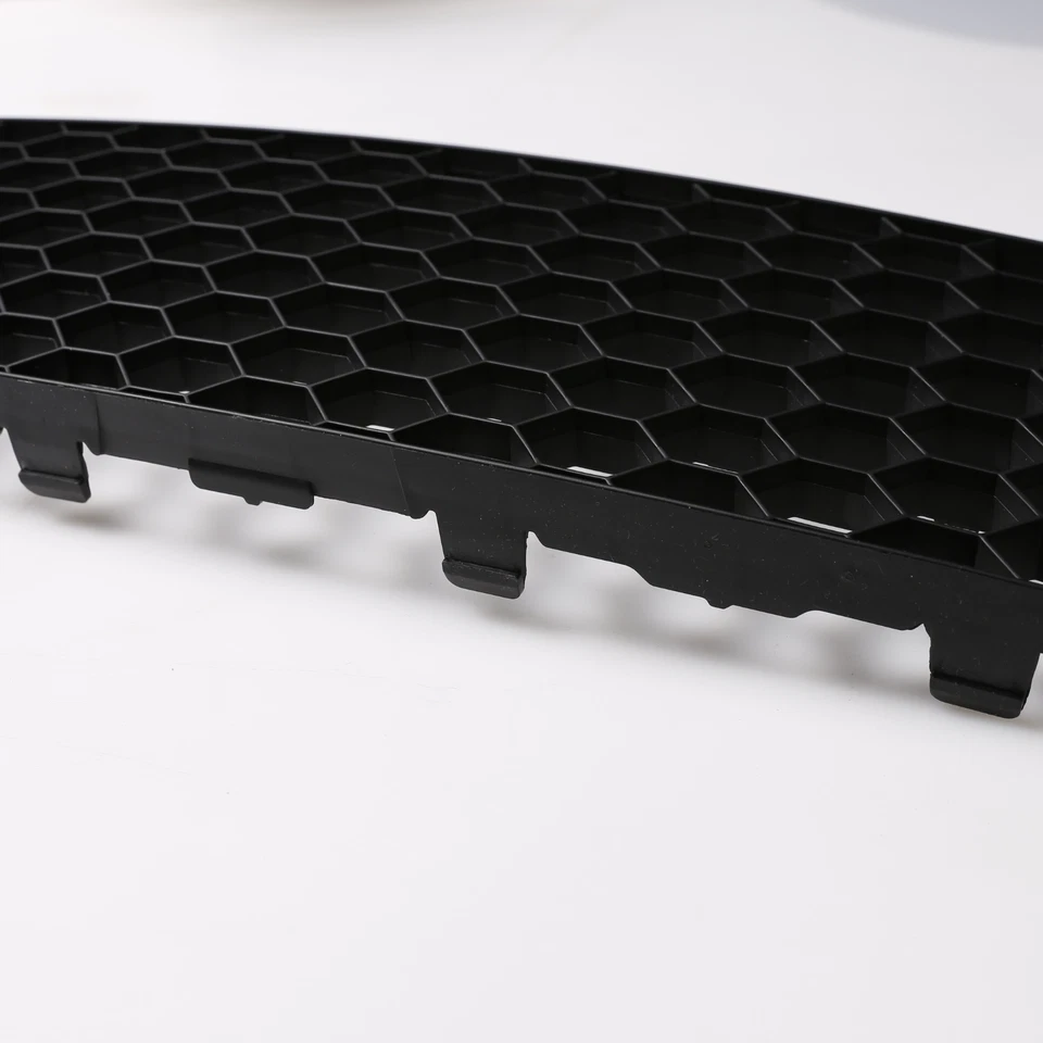 Rejilla inferior para GOLF 5 V GTI 2005-09 VW 1K0853677B Foto 3 de 4