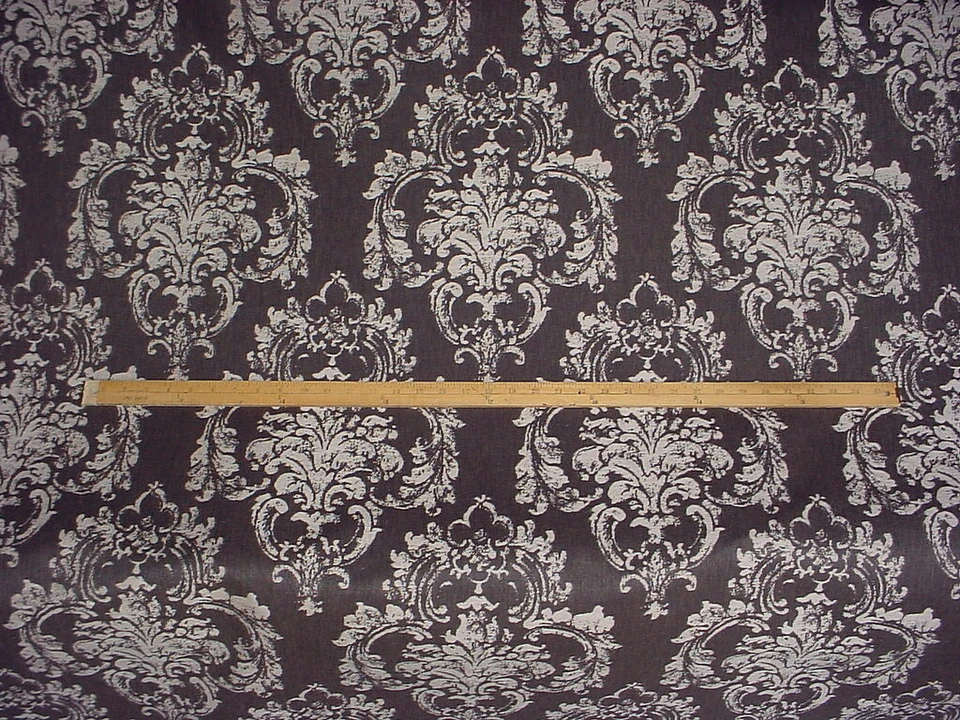 Tela de tapicería damasco blanco sobre carbón Scalamandre SC 000326761 5-1/4Y Agios Foto 2 de 4