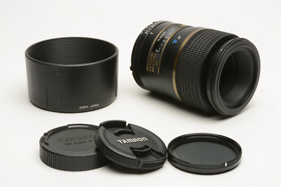 Tamron AF 90mm f2.8 Macro 1:1 SP Di lens 272E Nikon AF, caps