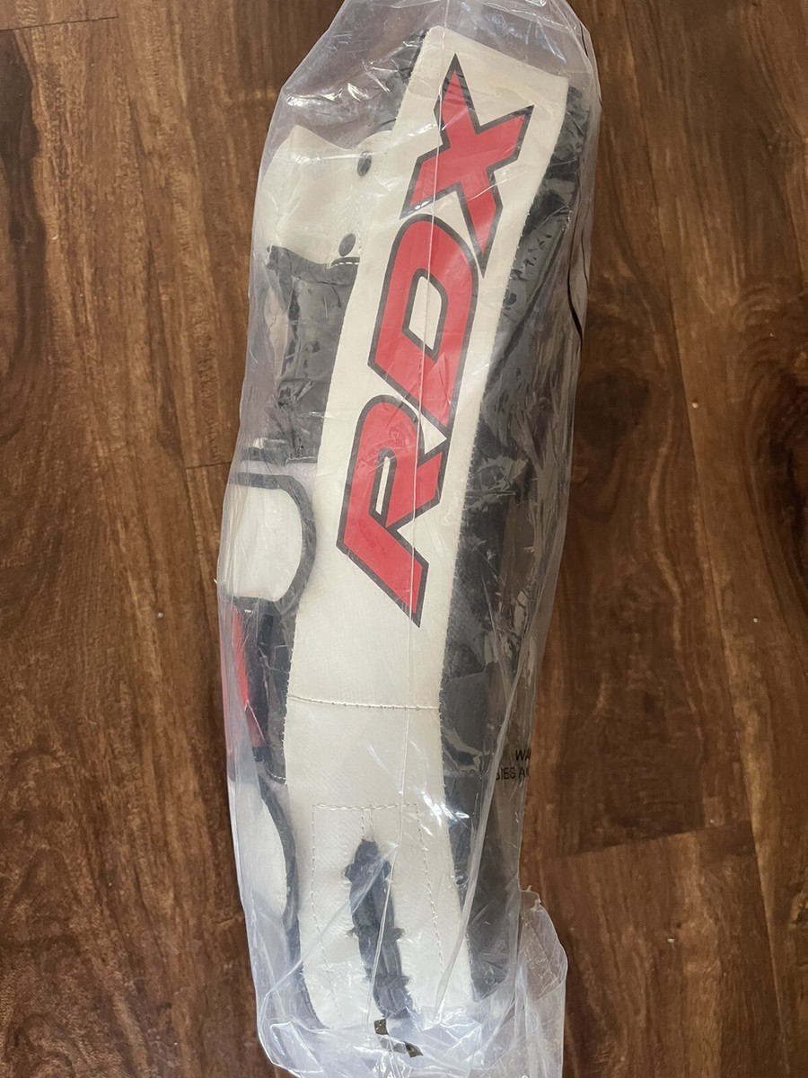 RDX APR-T1W コンバットパッド 美品 RDX APR-T1W コンバットパッド 美品 ボクシング