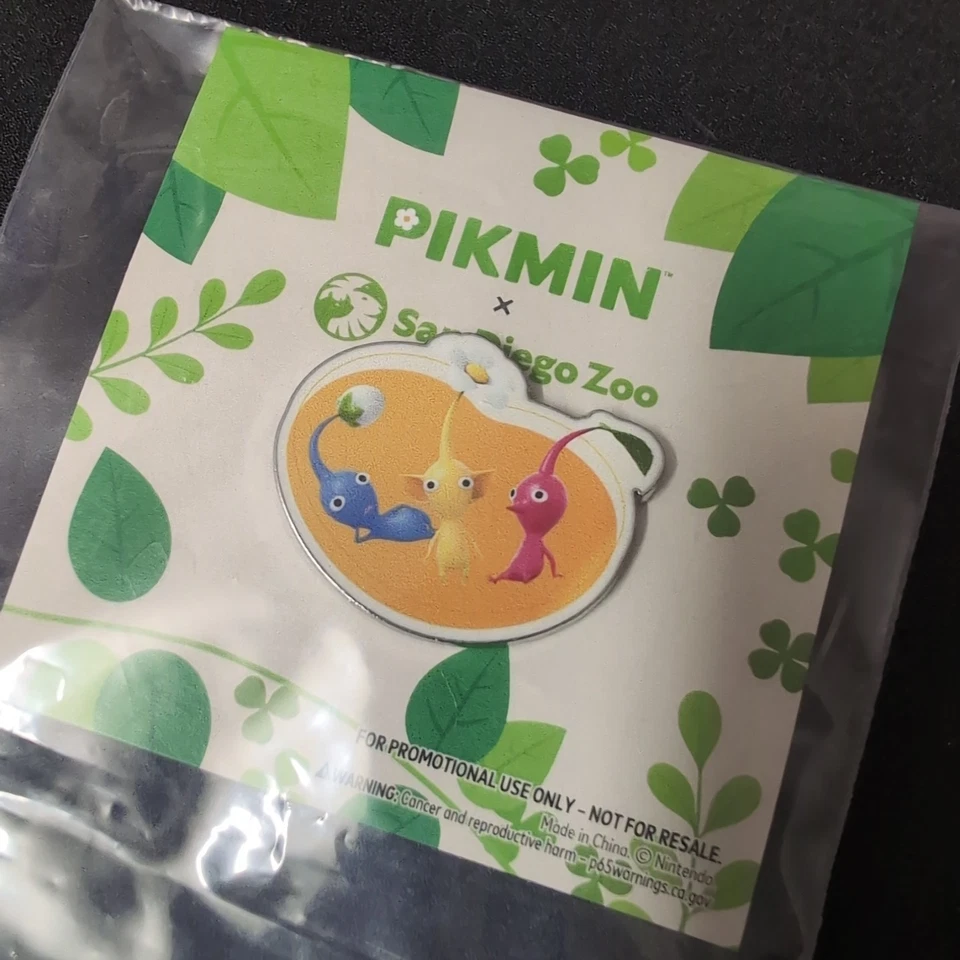 Nintendo Pikmin x San Diego Zoo Niantic Promotional Pin Booklet Olimar Bookmark - Image 2 of 4